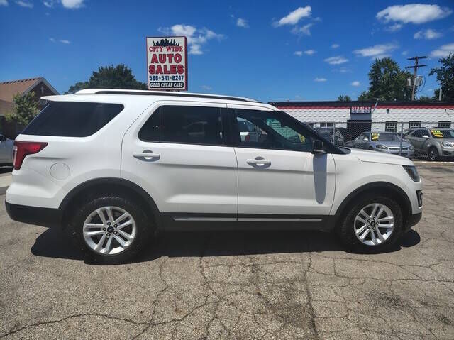 2016 FORD Explorer