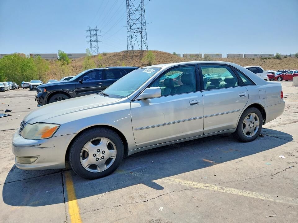 2003 TOYOTA Avalon
