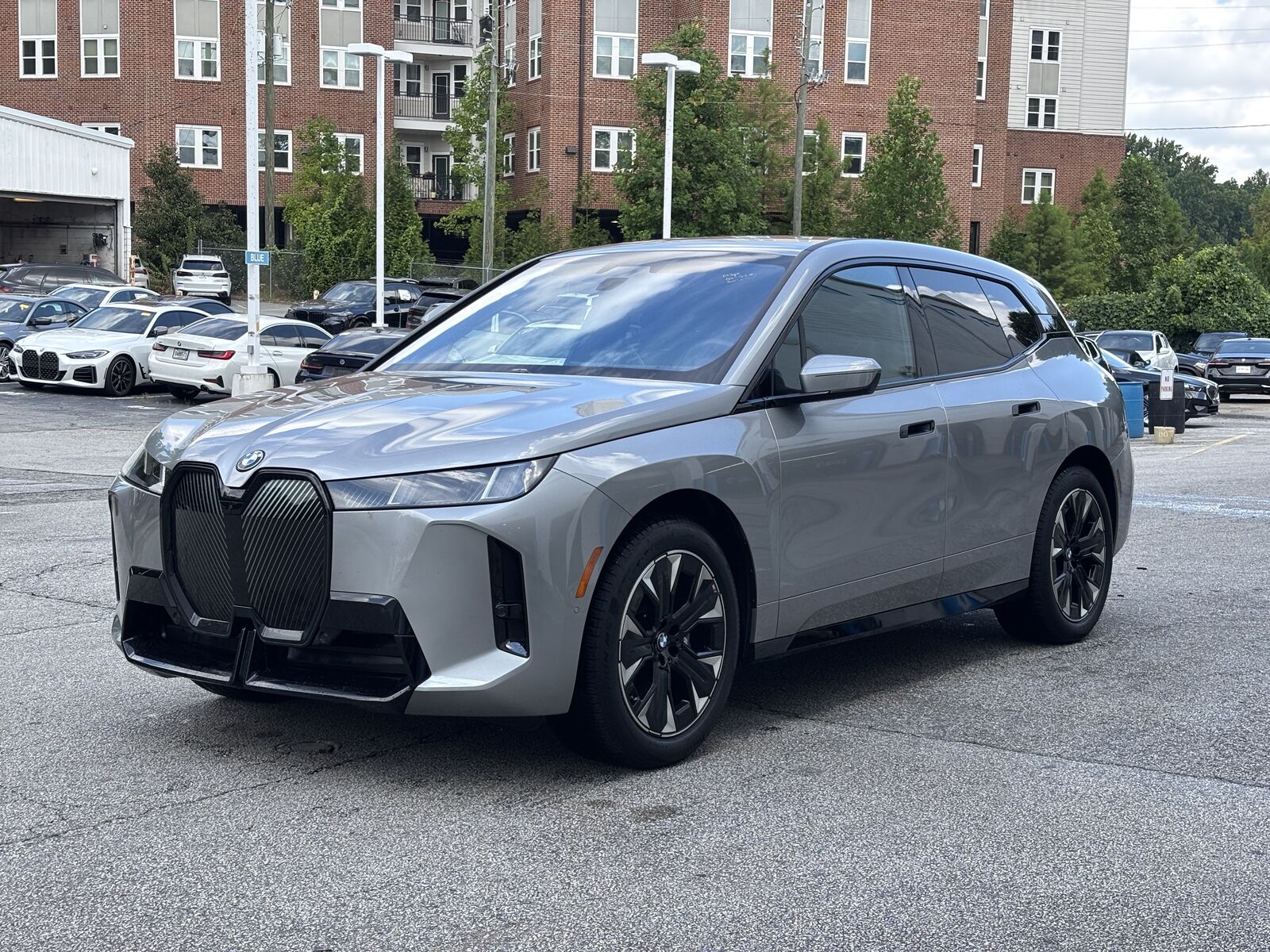 2026 BMW ix