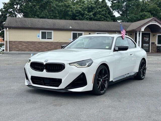 2022 BMW M2
