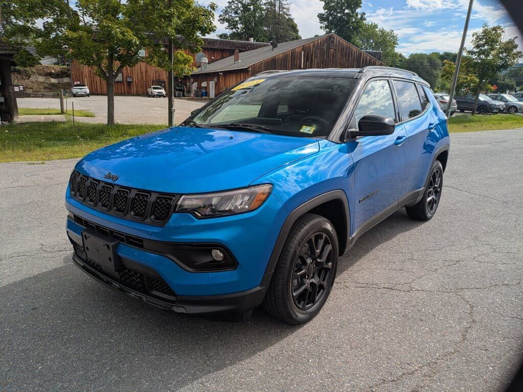 2023 JEEP Compass