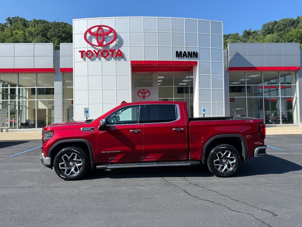 2024 GMC Sierra