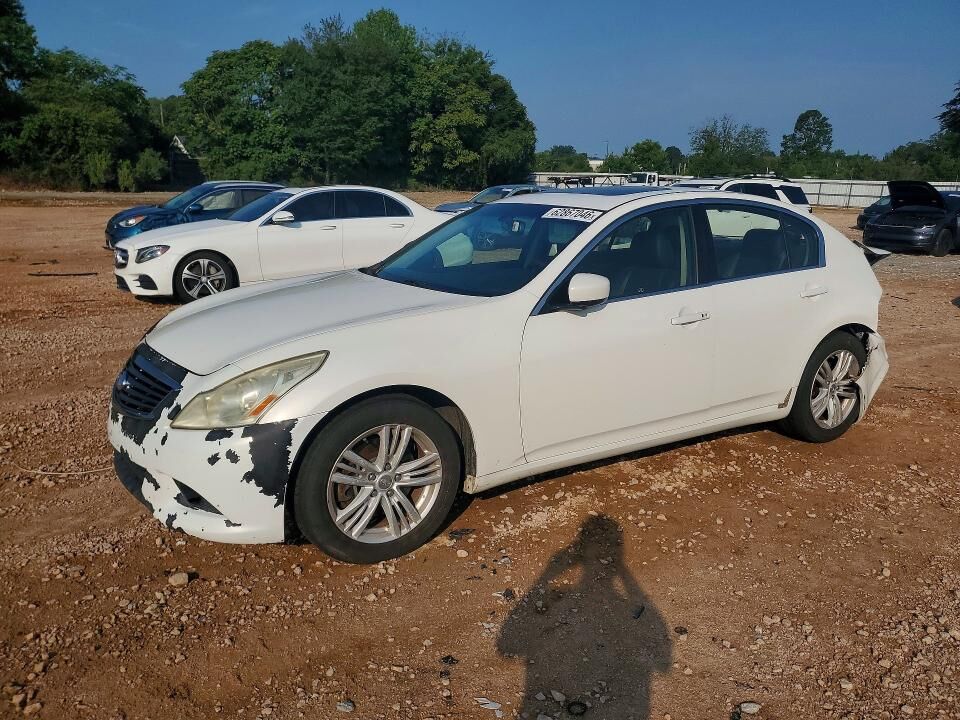 2011 INFINITI G25