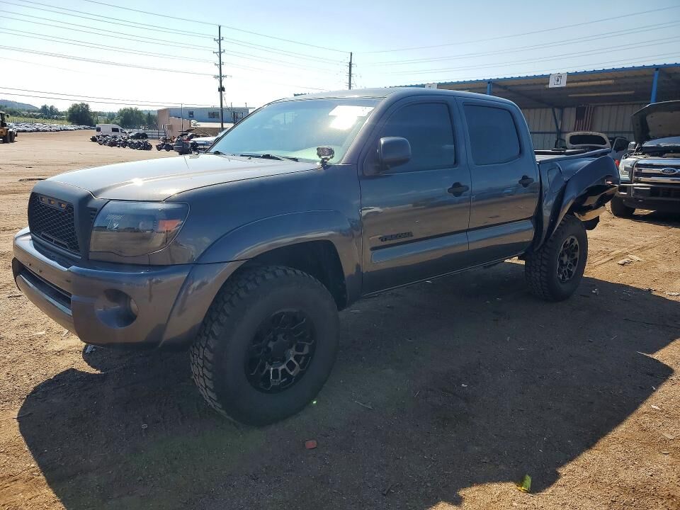 2011 TOYOTA Tacoma