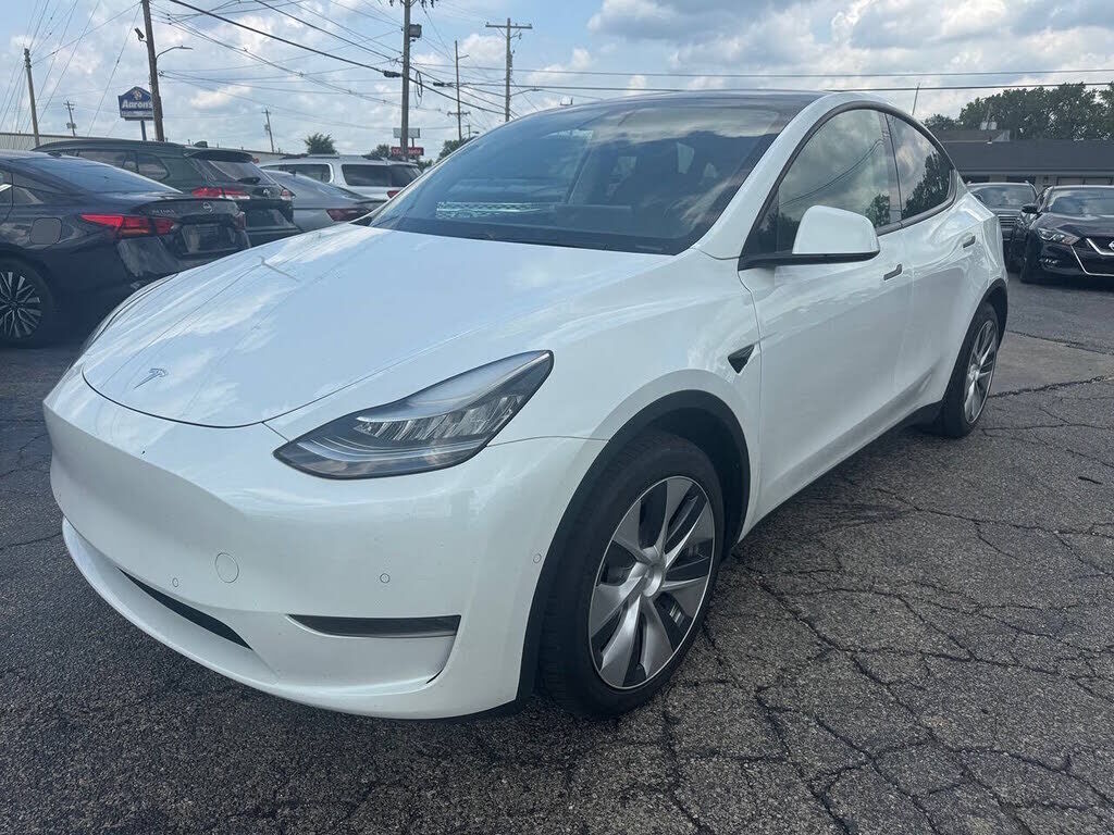 2020 TESLA Model Y