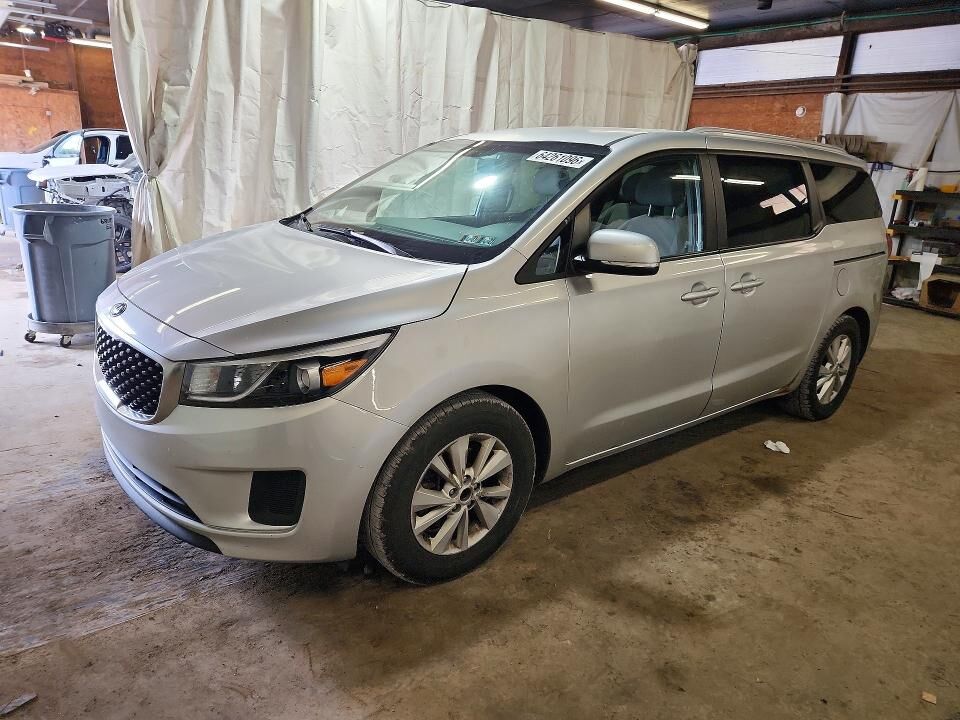2016 KIA Sedona