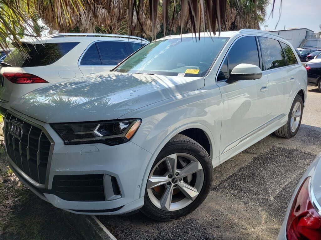 2022 AUDI Q7