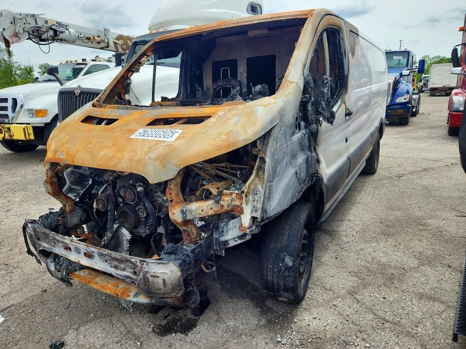 2015 FORD Transit