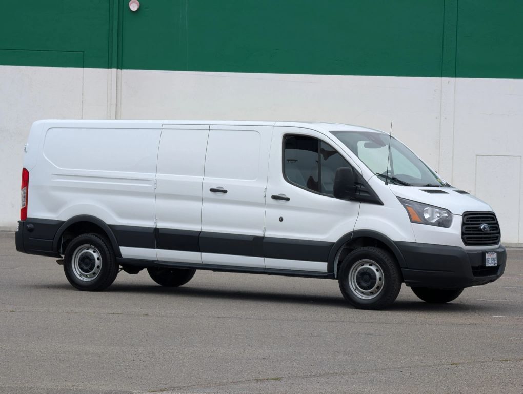 2018 FORD Transit