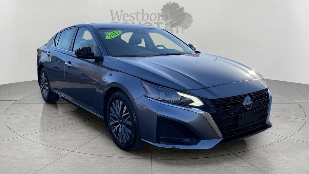 2023 NISSAN Altima