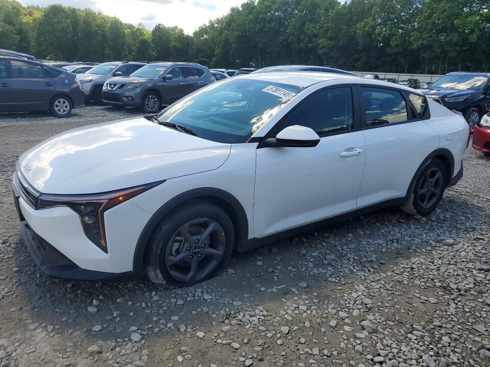 2025 KIA K4