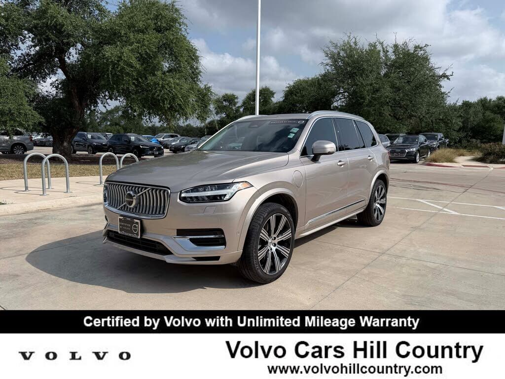 2024 VOLVO XC90