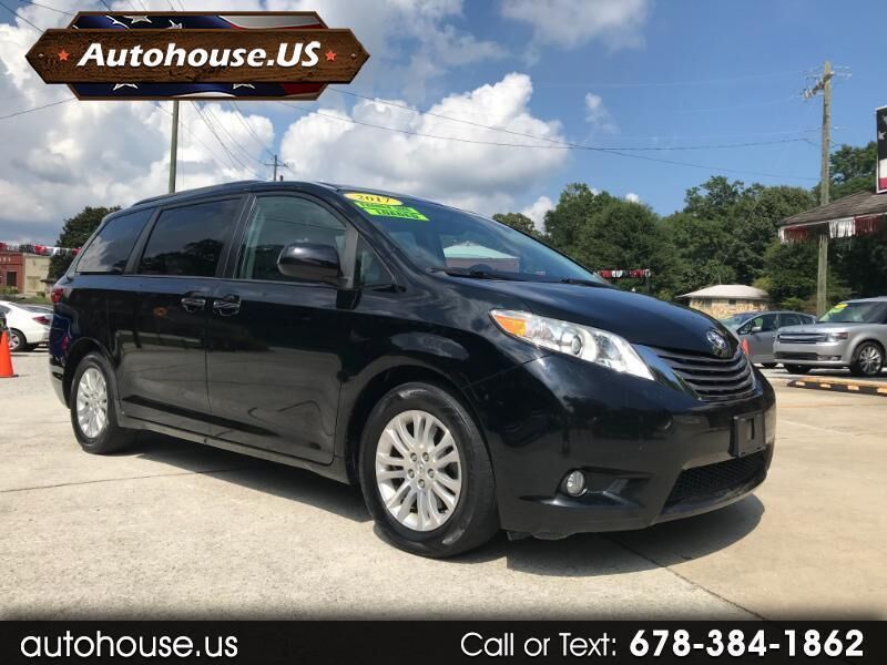 2017 TOYOTA Sienna