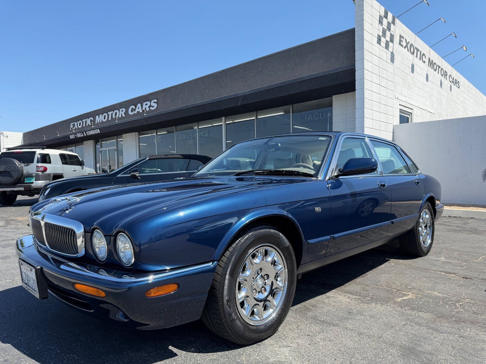 2000 JAGUAR XJ8