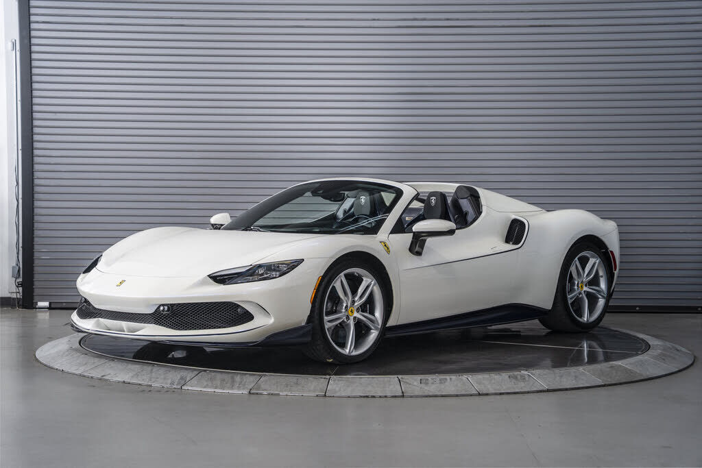 2025 FERRARI 296 GTS
