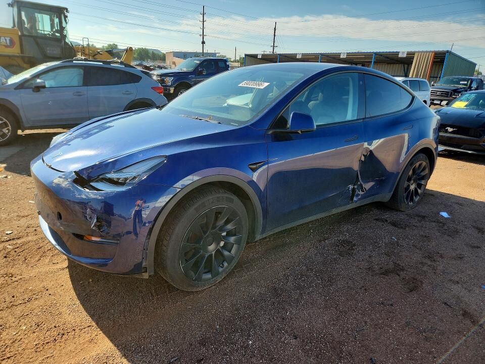 2022 TESLA Model Y