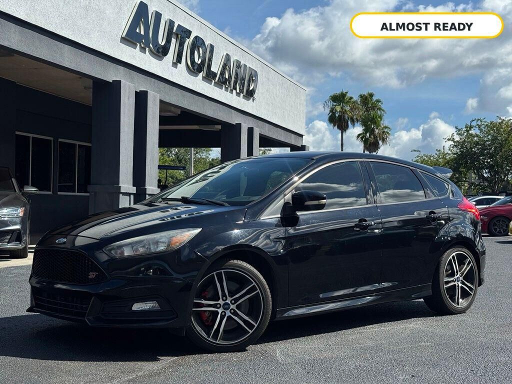 2017 FORD Focus
