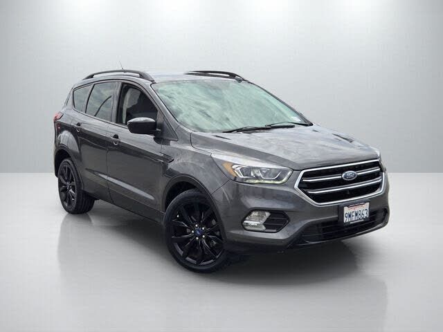 2019 FORD Escape