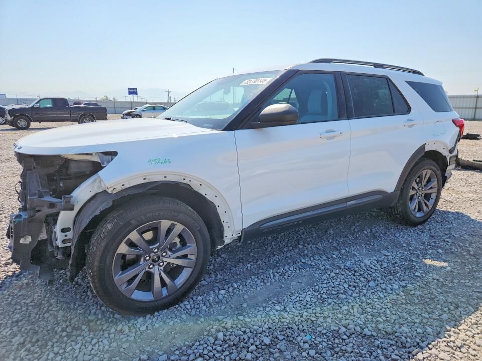 2021 FORD Explorer