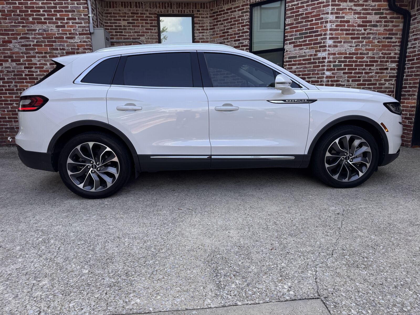 2021 LINCOLN Nautilus