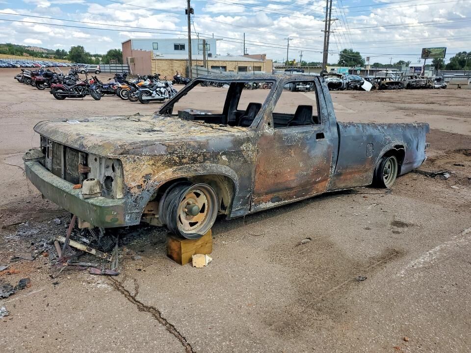 1988 DODGE Dakota
