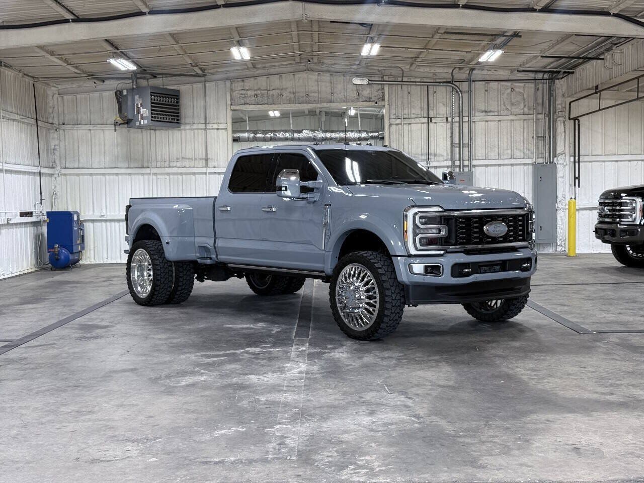 2024 FORD F-450