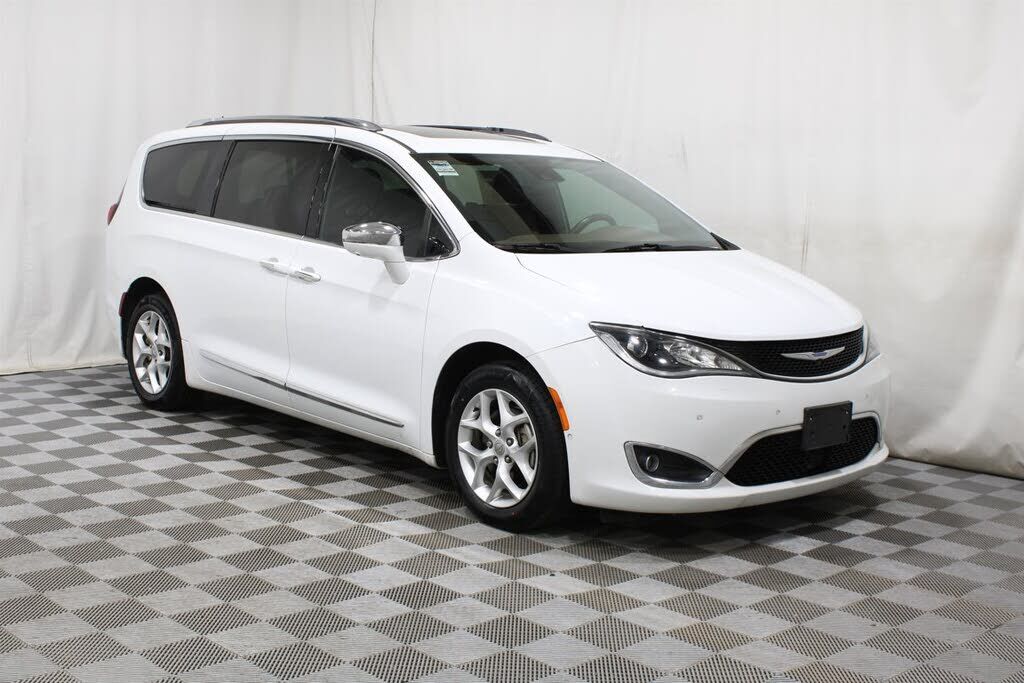 2020 CHRYSLER Pacifica