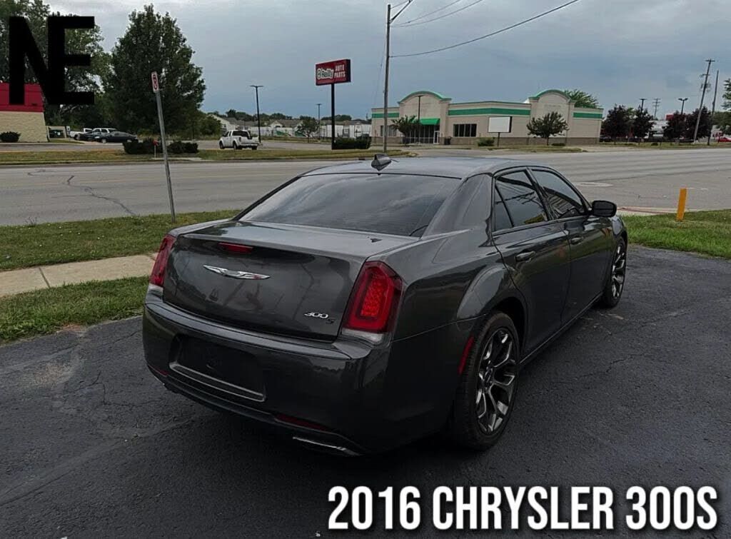 2016 CHRYSLER 300