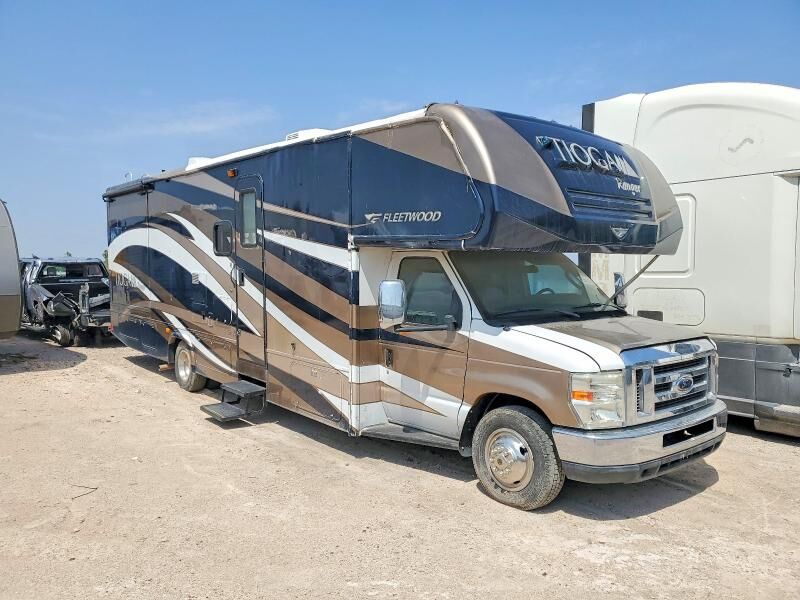 2011 FORD E-450