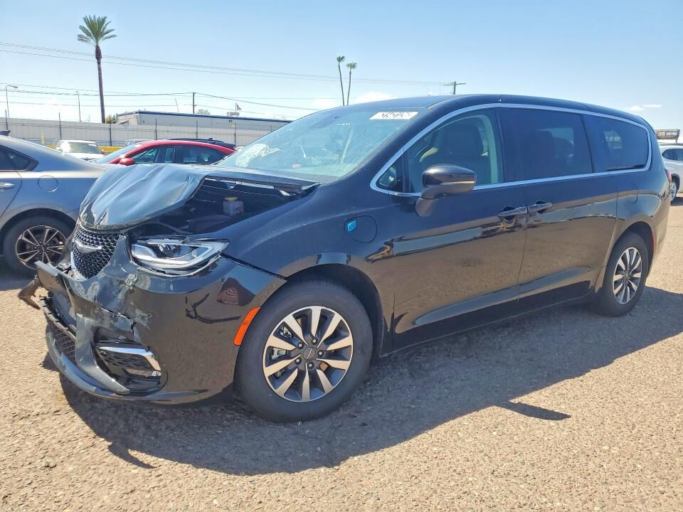 2023 CHRYSLER Pacifica
