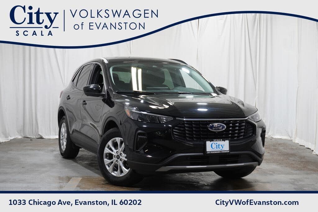 2023 FORD Escape