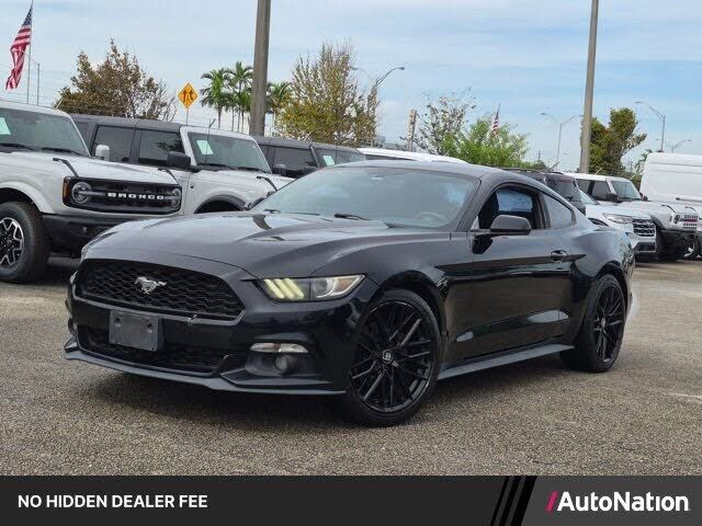 2017 FORD Mustang