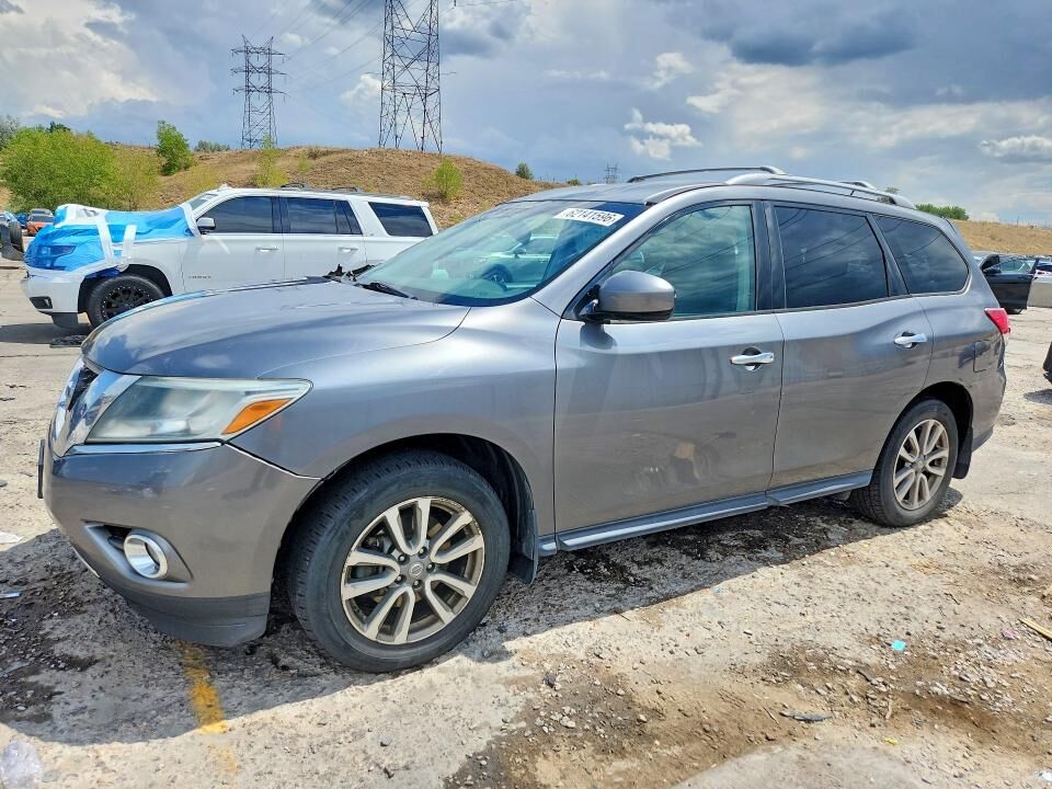 2016 NISSAN Pathfinder