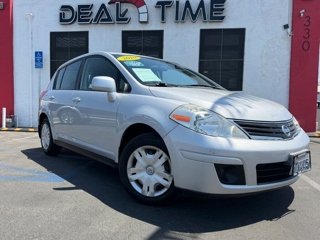 2010 NISSAN Versa