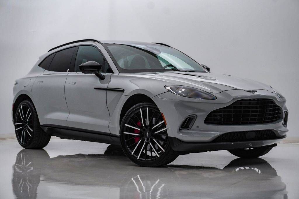 2023 ASTON MARTIN DBX
