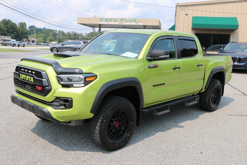2022 TOYOTA Tacoma