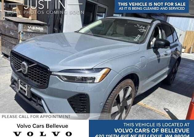 2024 VOLVO XC60