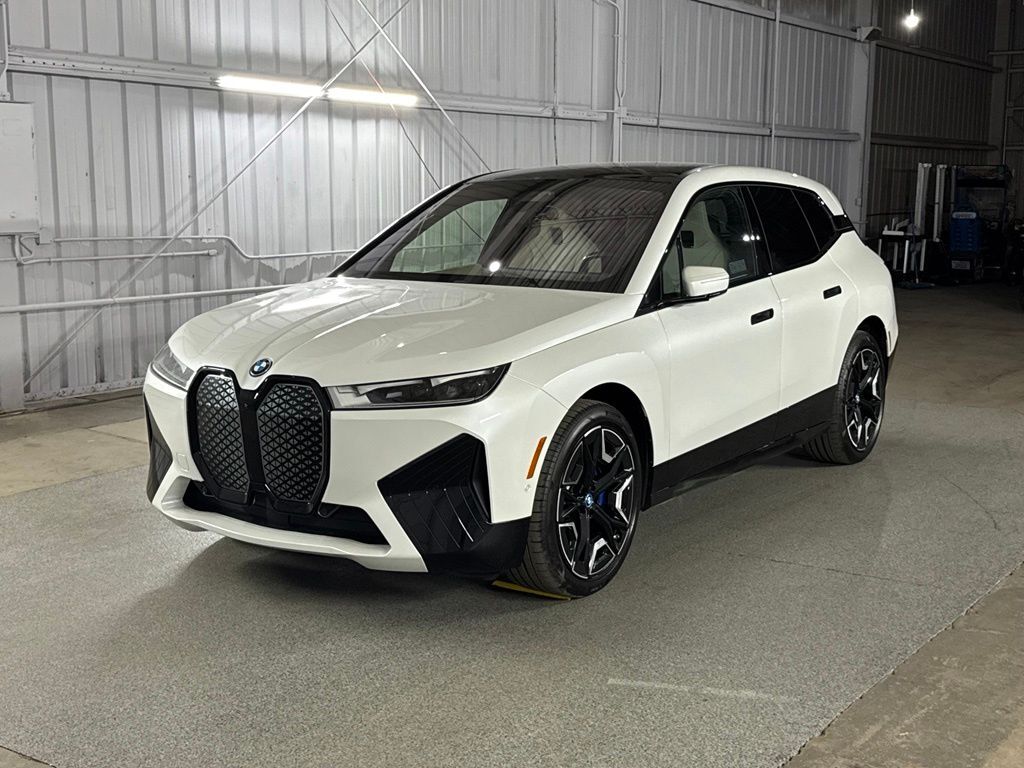 2024 BMW ix