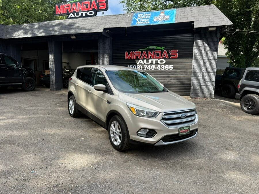 2017 FORD Escape