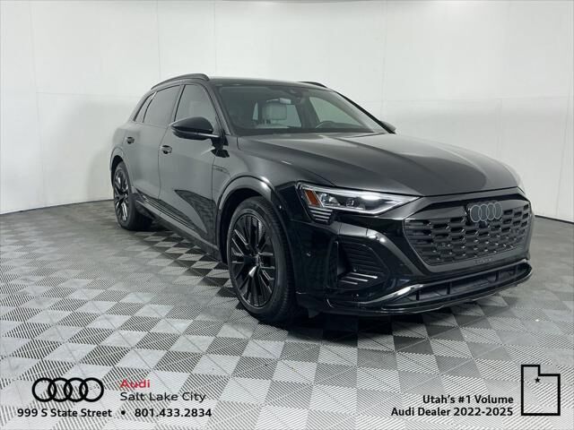 2024 AUDI Q8