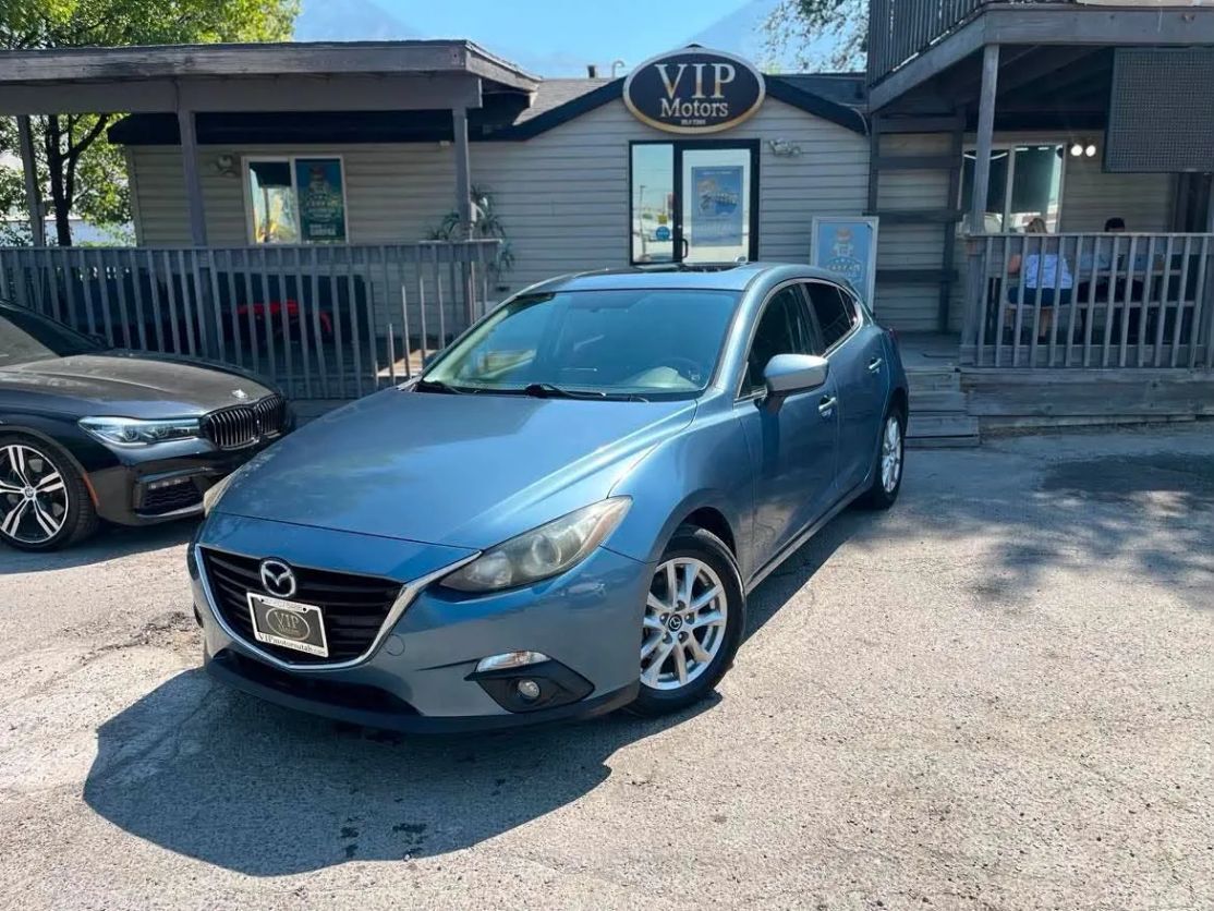 2015 MAZDA Mazda3