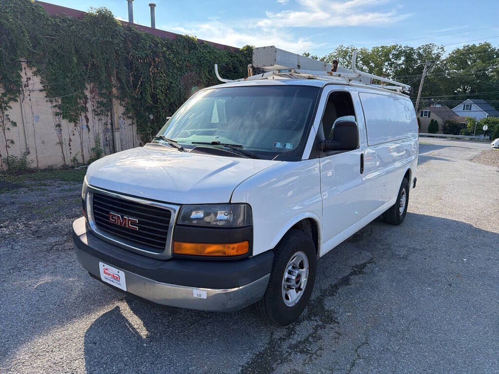 2016 GMC Savana