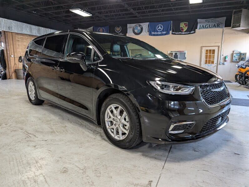 2025 CHRYSLER Pacifica