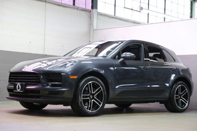 2019 PORSCHE Macan