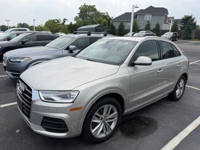 2016 AUDI Q3