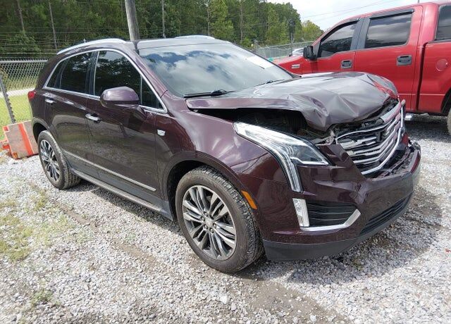 2017 CADILLAC XT5