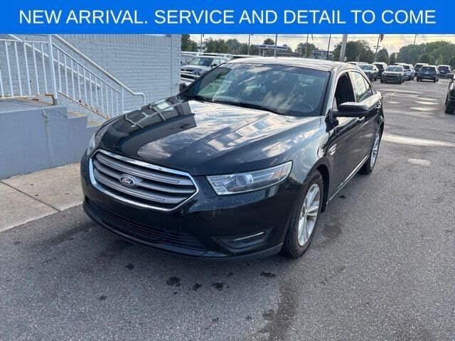 2015 FORD Taurus