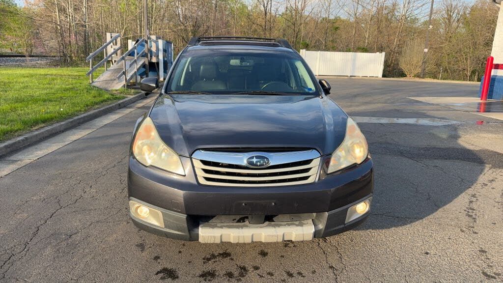 2011 SUBARU Outback