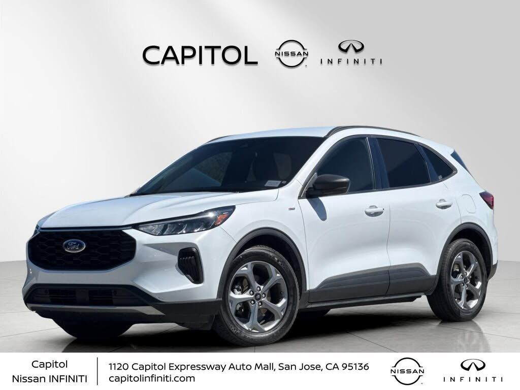 2025 FORD Escape