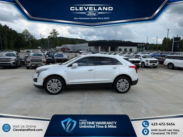 2017 CADILLAC XT5